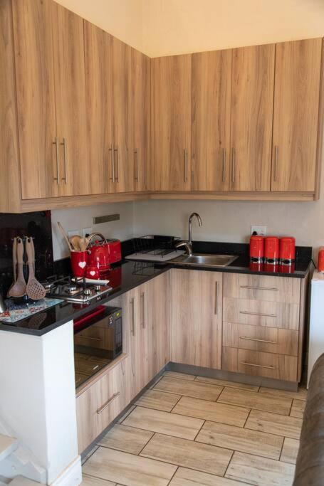 Apartamento Wildheart Safari - Zesty Zebra Hoedspruit Exterior foto